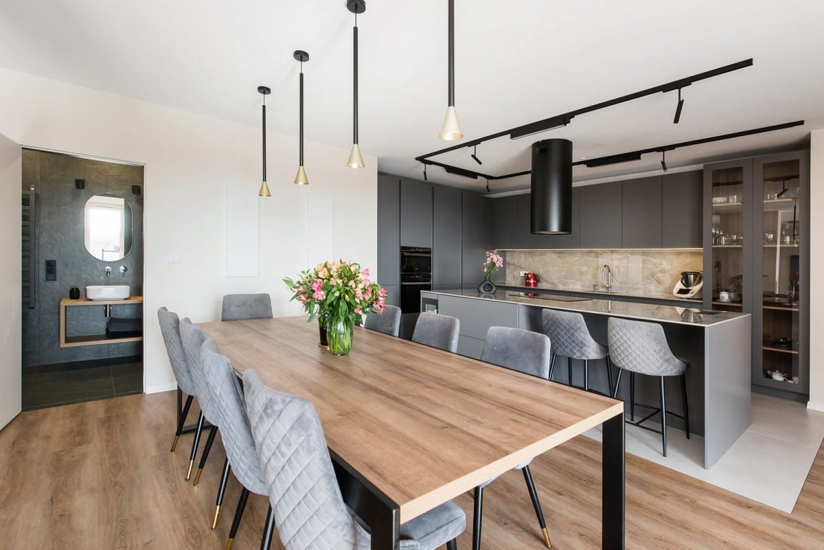 Mieszkanie 4 pokojowe na Sprzedaż