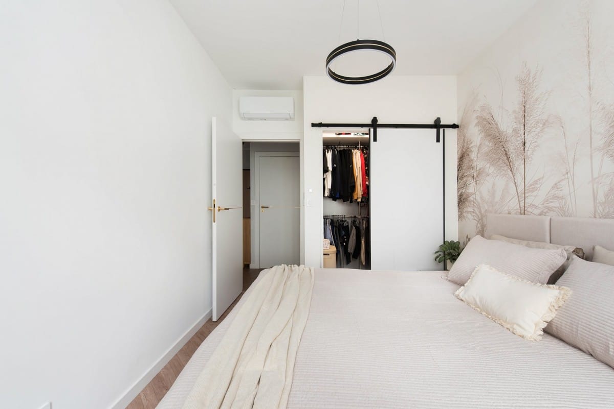 Mieszkanie 4 pokojowe na Sprzedaż