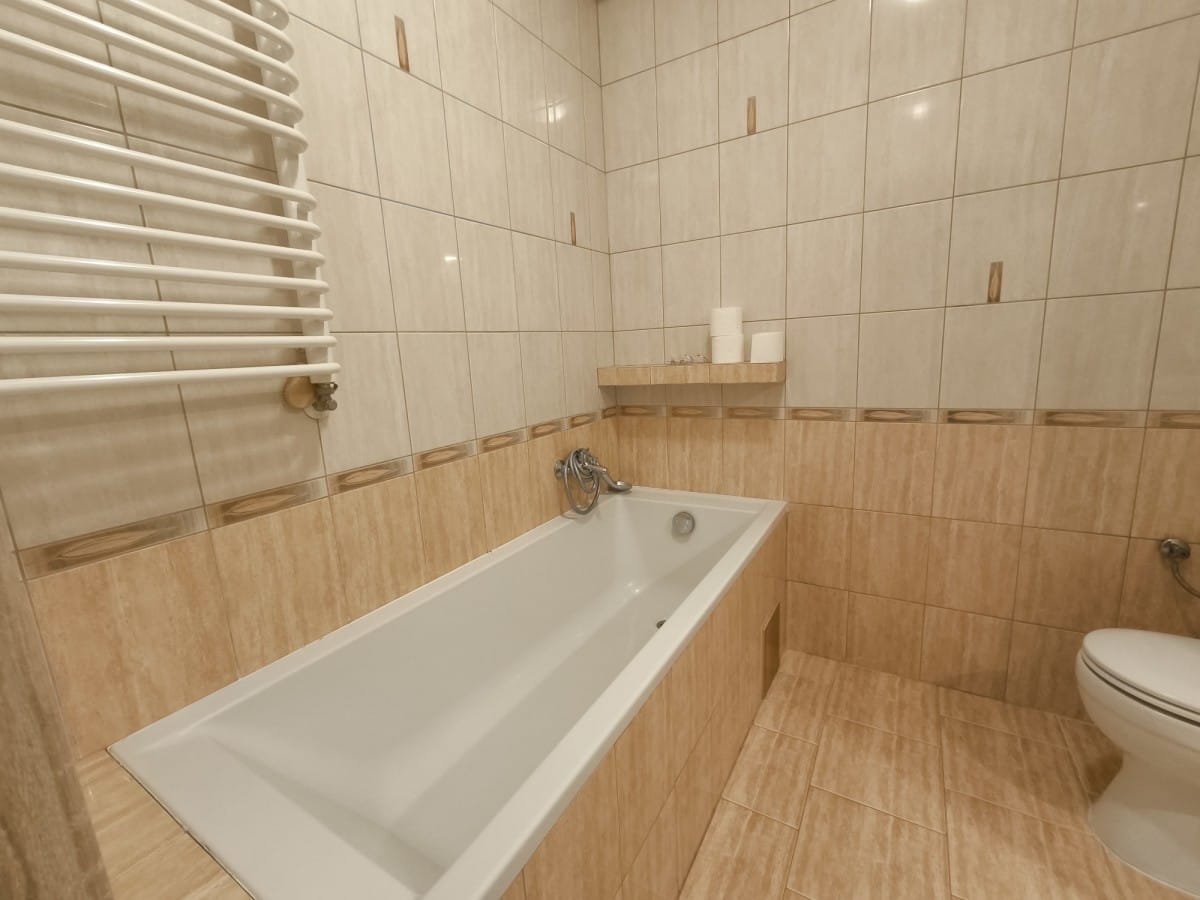 Mieszkanie 4 pokojowe na Sprzedaż