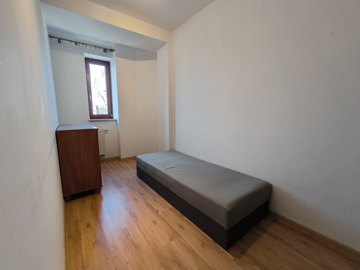 Mieszkanie 4 pokojowe na Sprzedaż