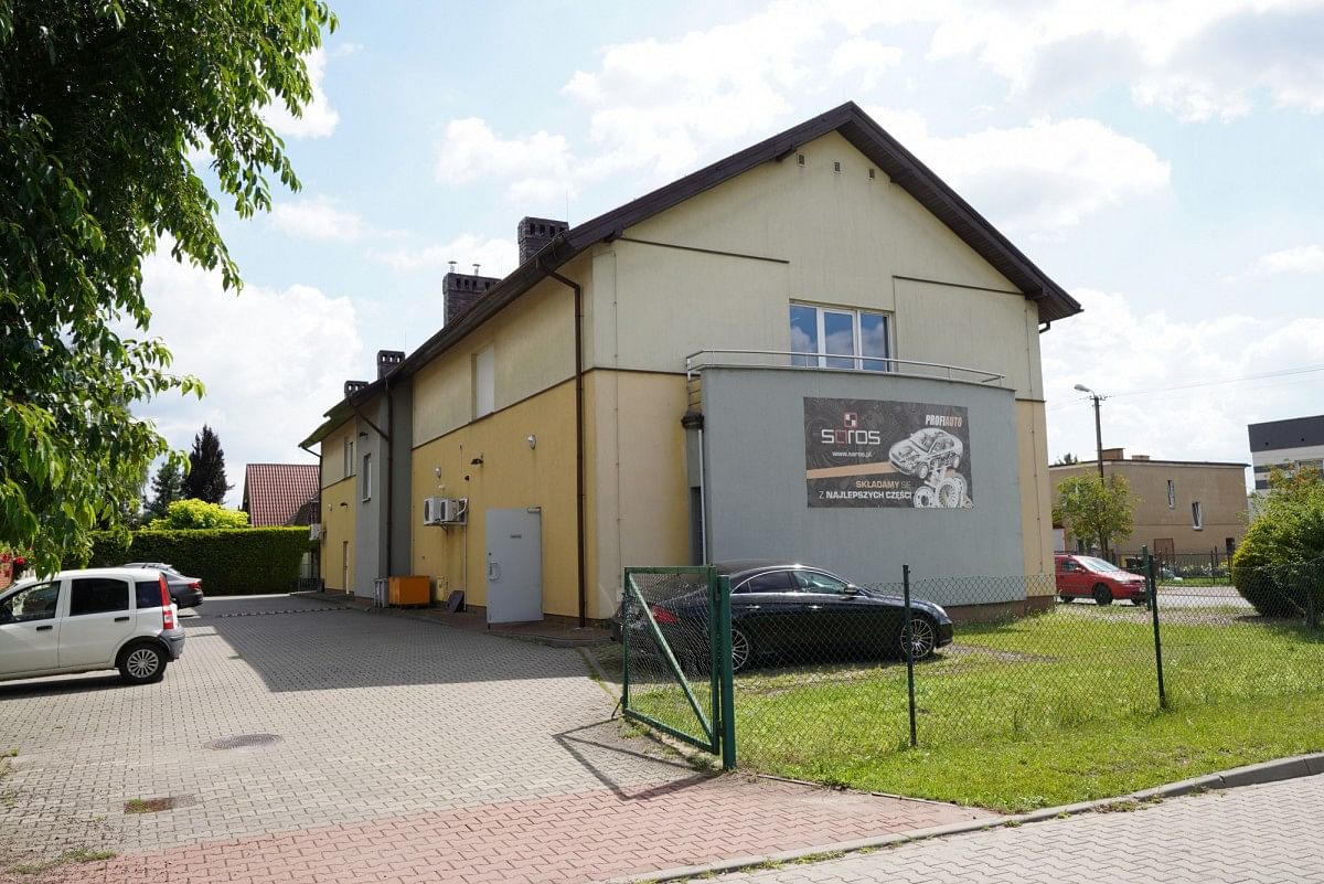 Lokal użytkowy  pokojowe na Sprzedaż