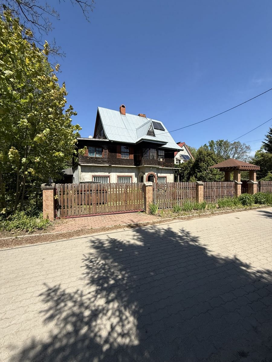 Dom 4 pokojowe na Sprzedaż