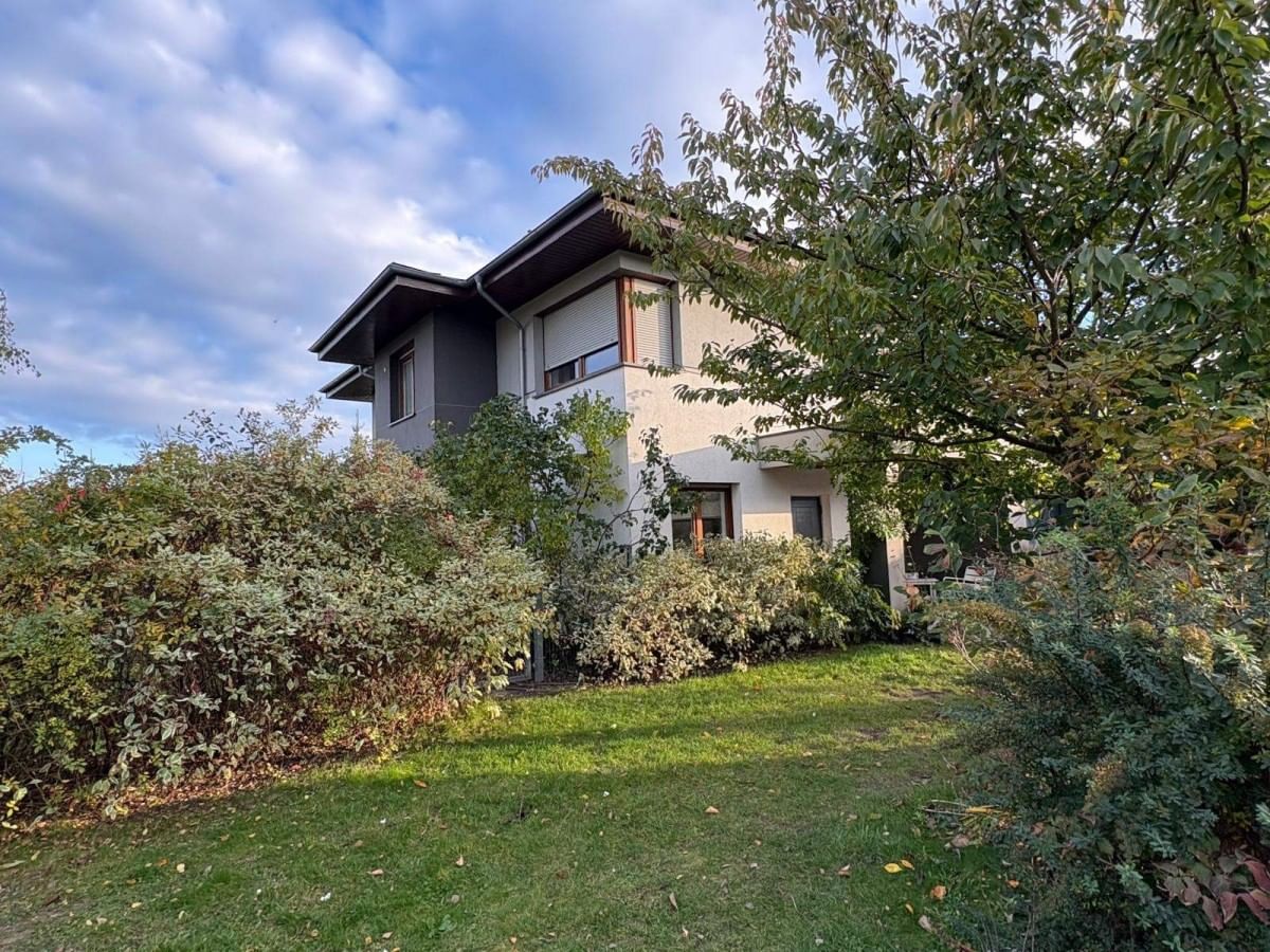 Dom 5 pokojowe na Sprzedaż