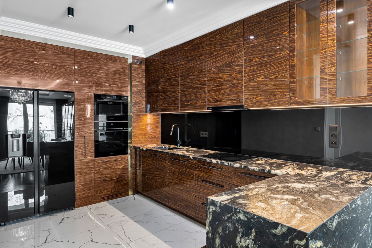 Mieszkanie 4 pokojowe na Wynajem