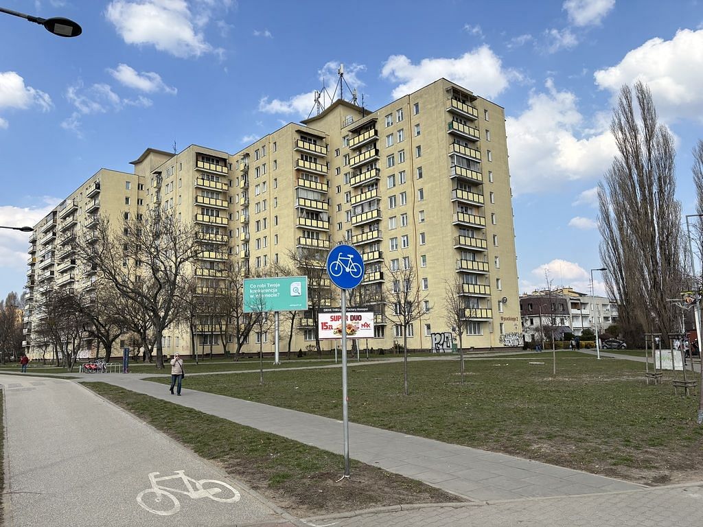 Mieszkanie 3 pokojowe na Sprzedaż