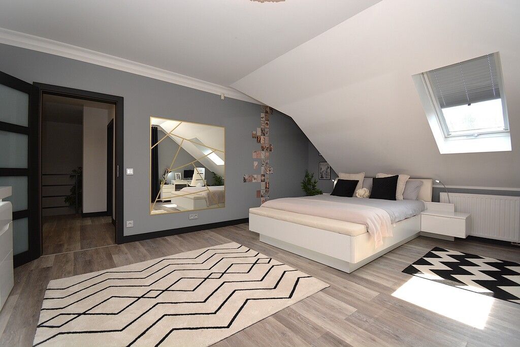 Dom 6 pokojowe na Sprzedaż