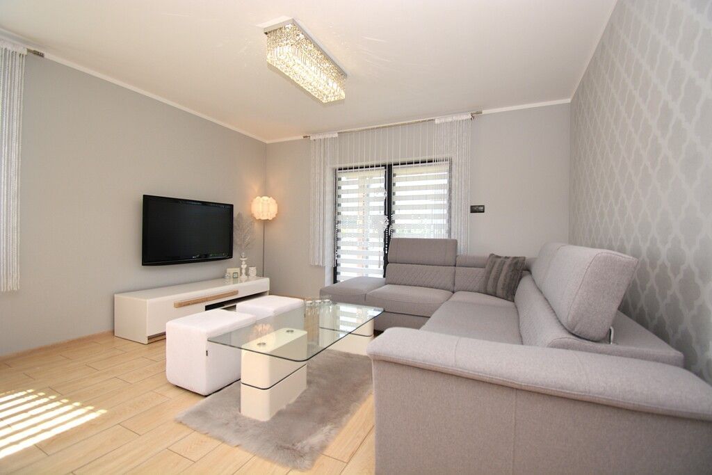 Dom 4 pokojowe na Sprzedaż