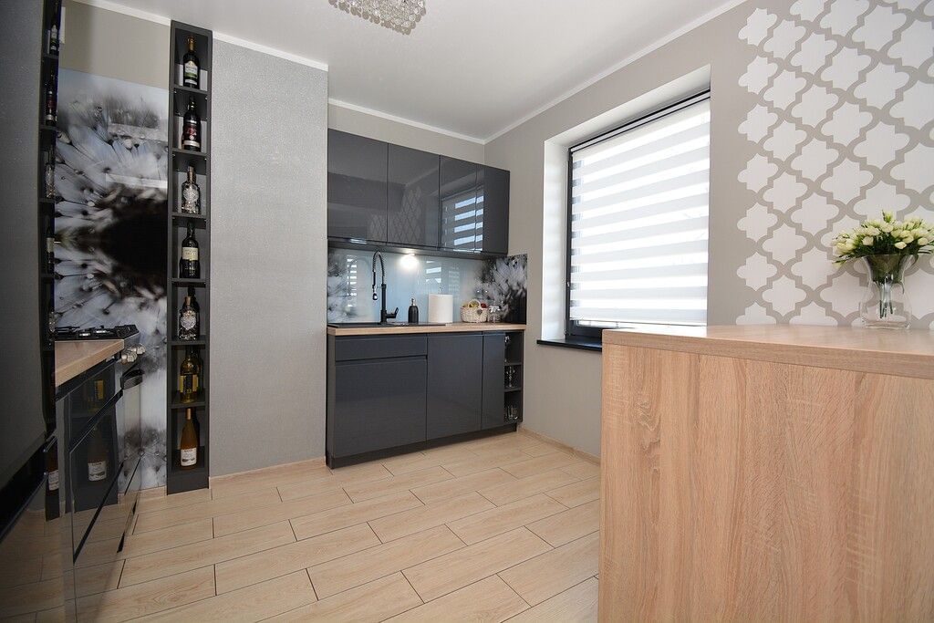 Dom 4 pokojowe na Sprzedaż