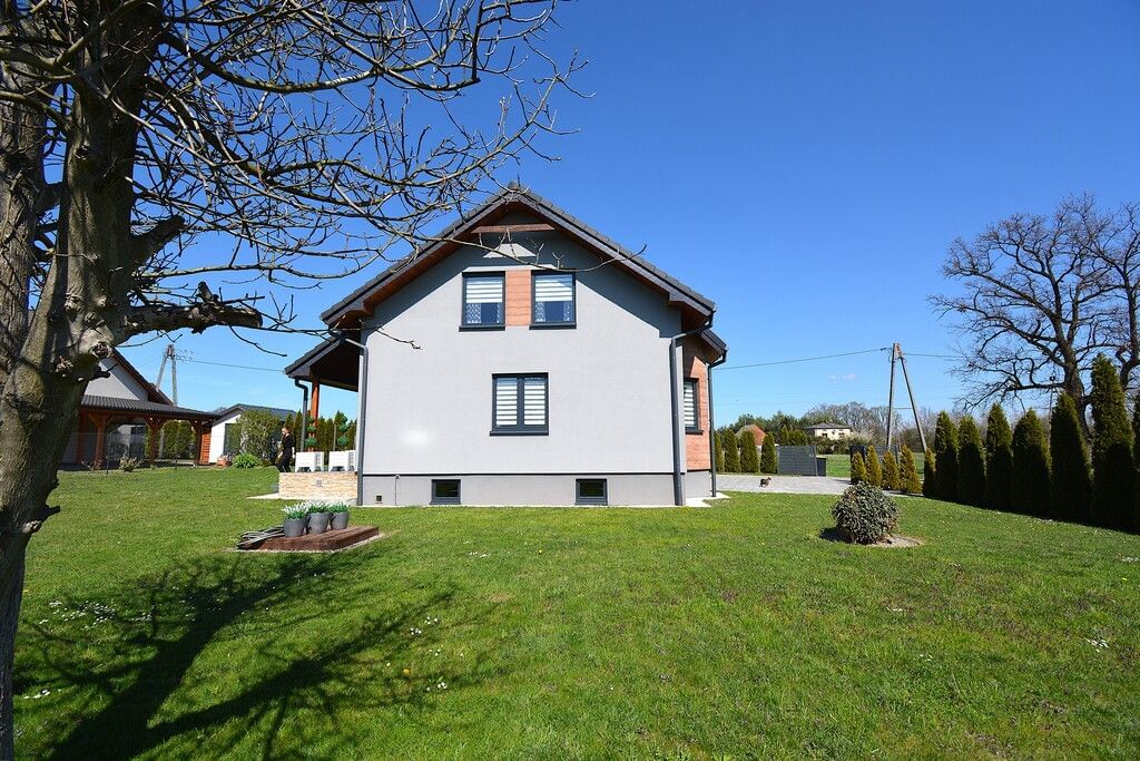 Dom 4 pokojowe na Sprzedaż