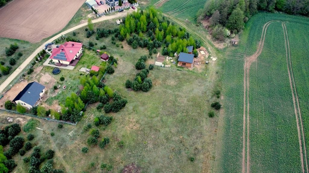 Działka  pokojowe na Sprzedaż