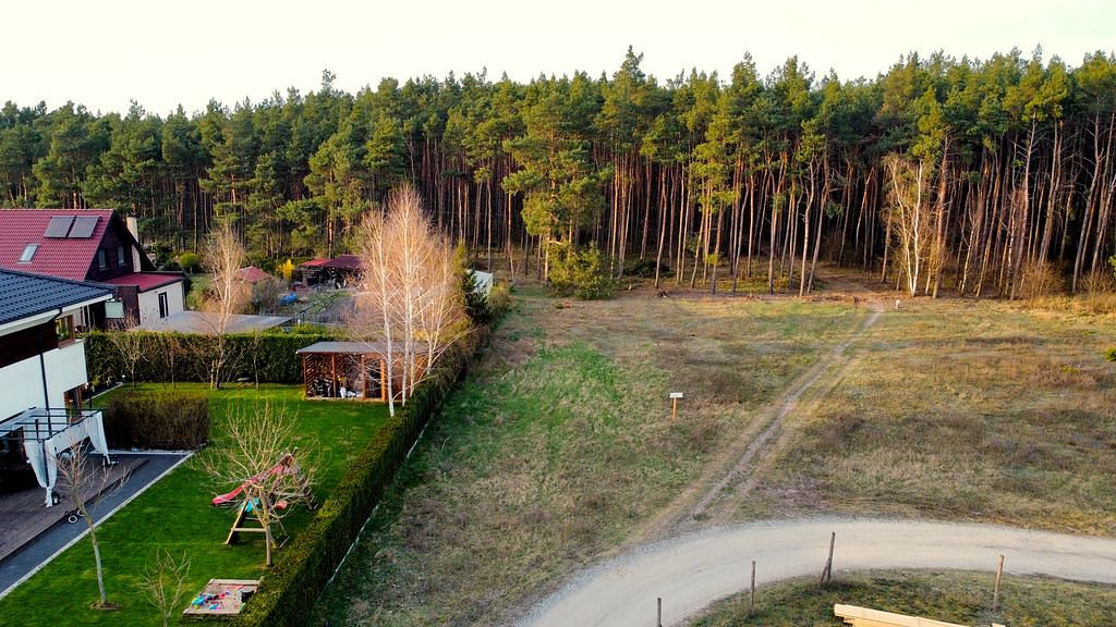 Działka  pokojowe na Sprzedaż