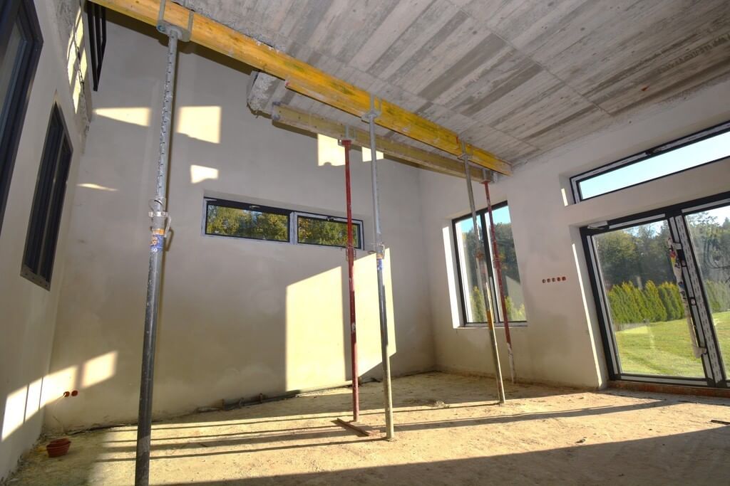 Lokal użytkowy  pokojowe na Sprzedaż