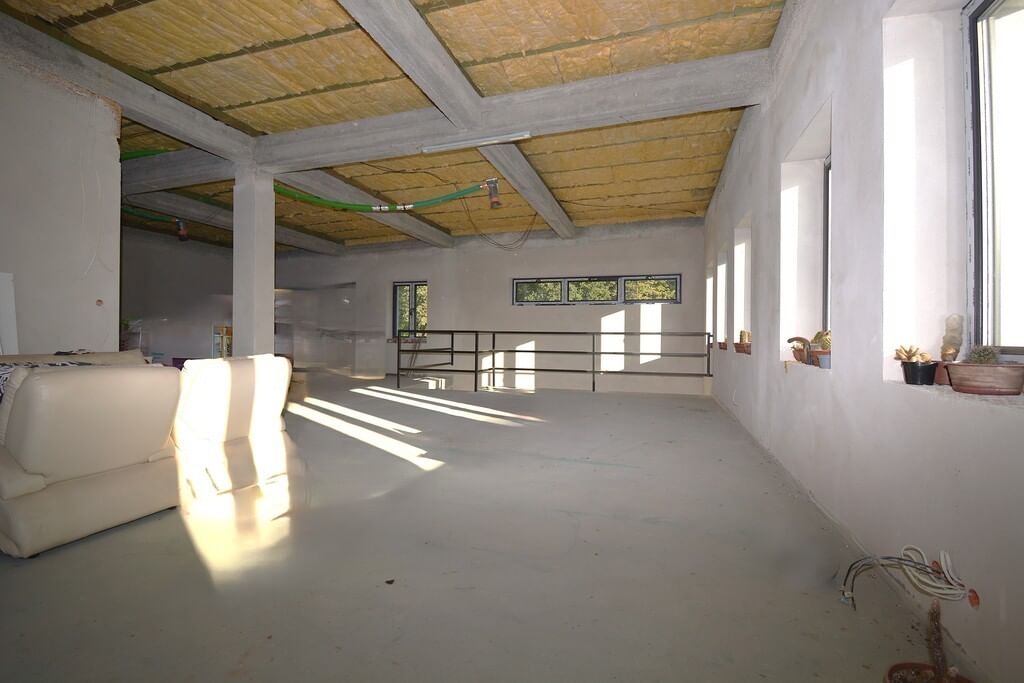 Lokal użytkowy  pokojowe na Sprzedaż