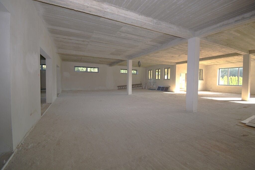 Lokal użytkowy  pokojowe na Sprzedaż