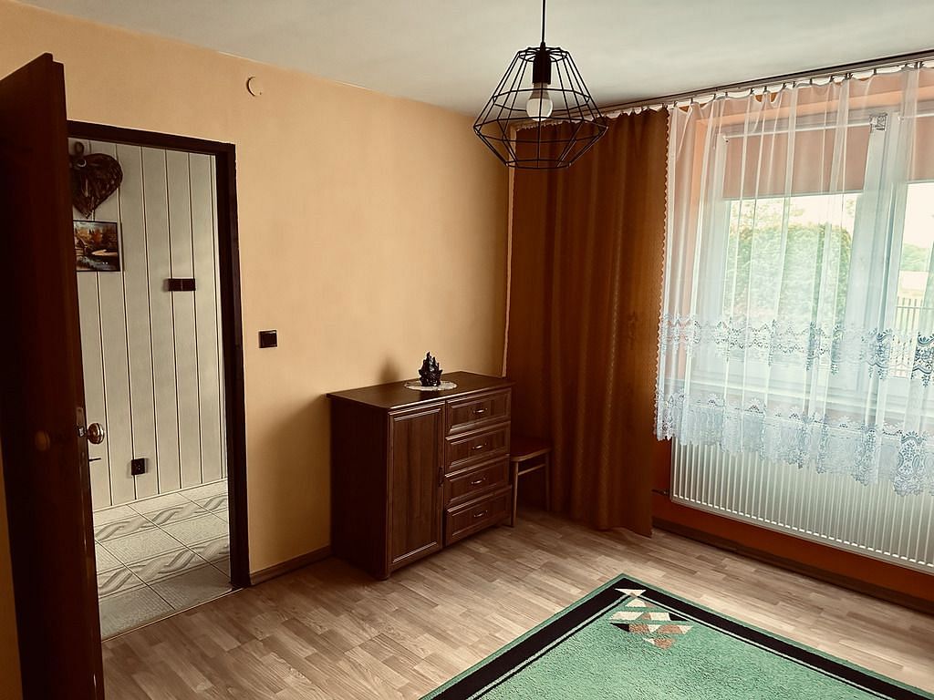 Dom 5 pokojowe na Sprzedaż