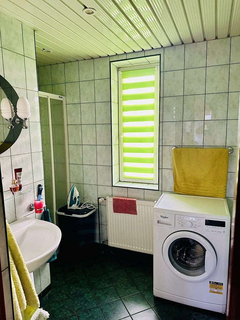 Dom 5 pokojowe na Sprzedaż