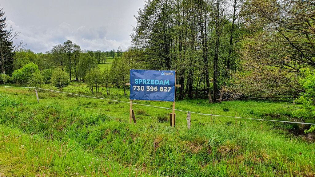 Działka  pokojowe na Sprzedaż