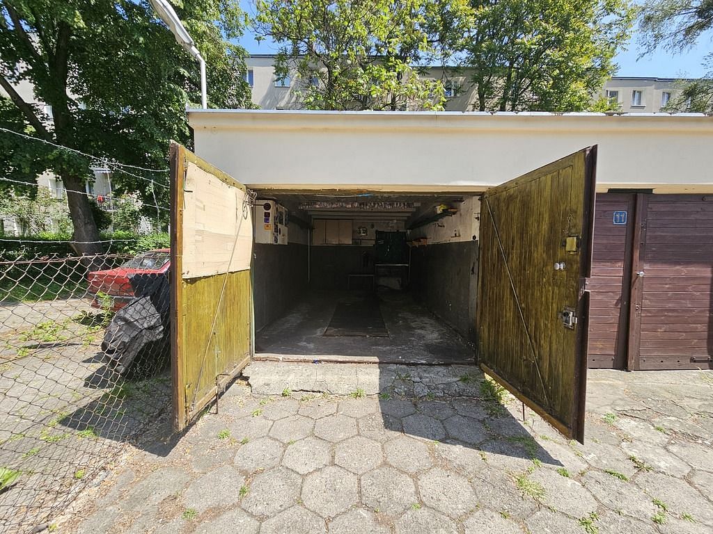 Lokal użytkowy  pokojowe na Sprzedaż