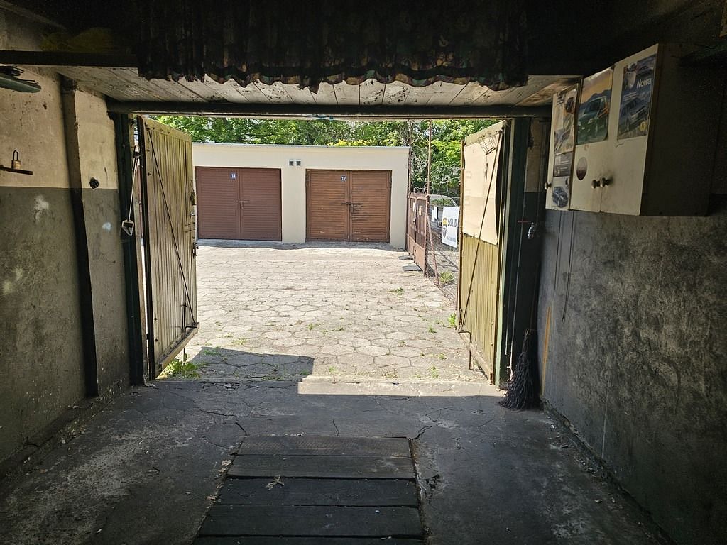 Lokal użytkowy  pokojowe na Sprzedaż