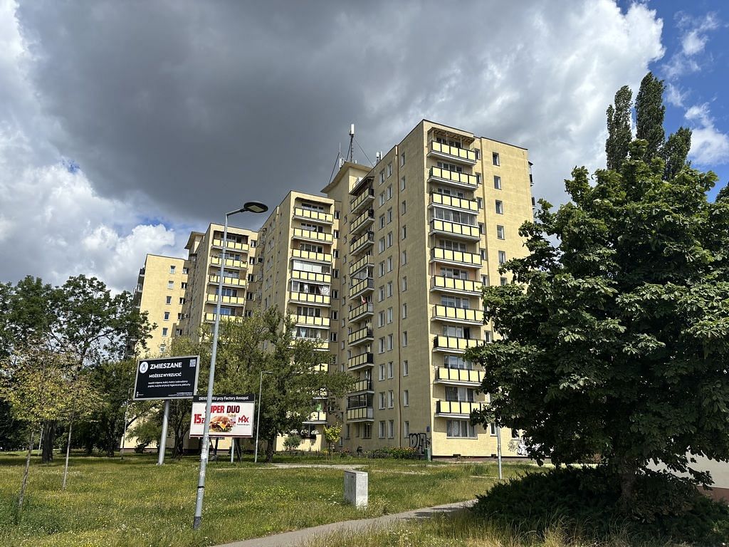 Mieszkanie 3 pokojowe na Sprzedaż