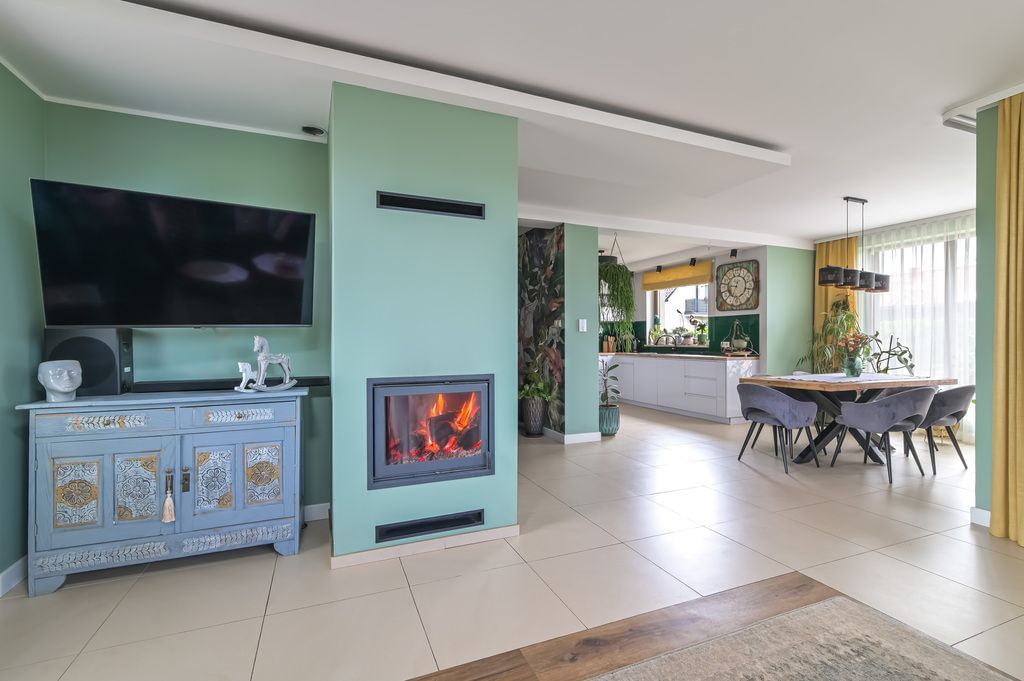 Dom 5 pokojowe na Sprzedaż