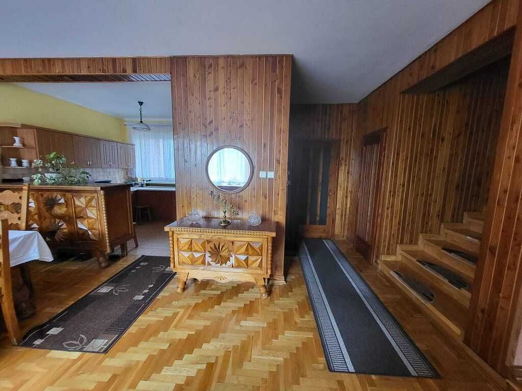Dom 5 pokojowe na Sprzedaż