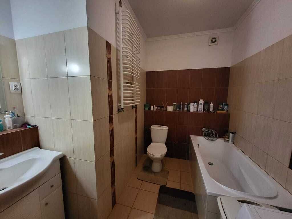 Dom 5 pokojowe na Sprzedaż