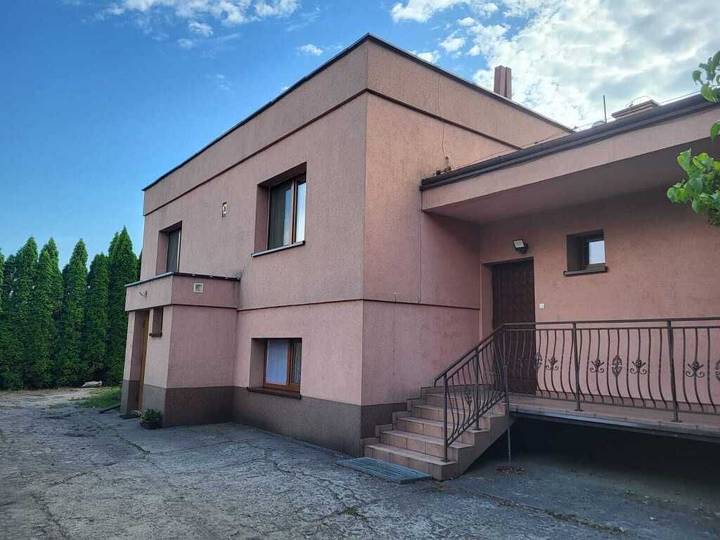 Dom 5 pokojowe na Sprzedaż