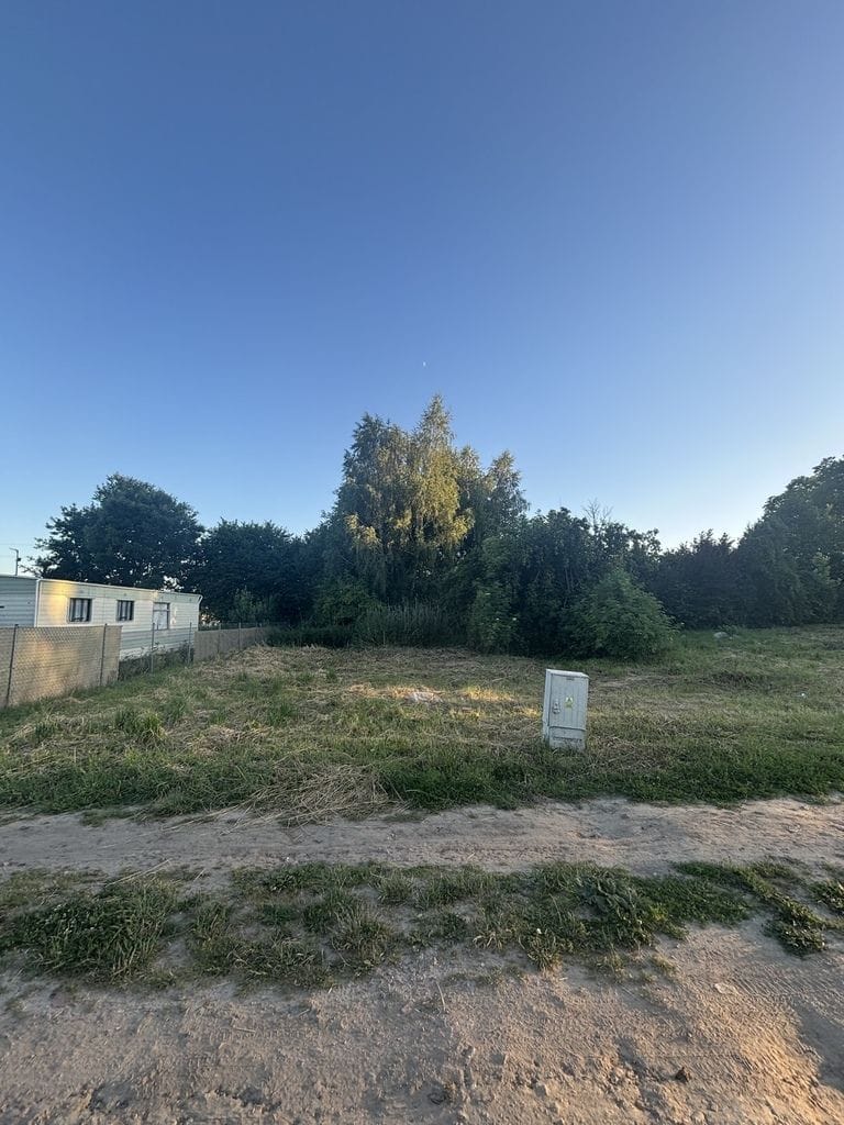 Działka  pokojowe na Sprzedaż