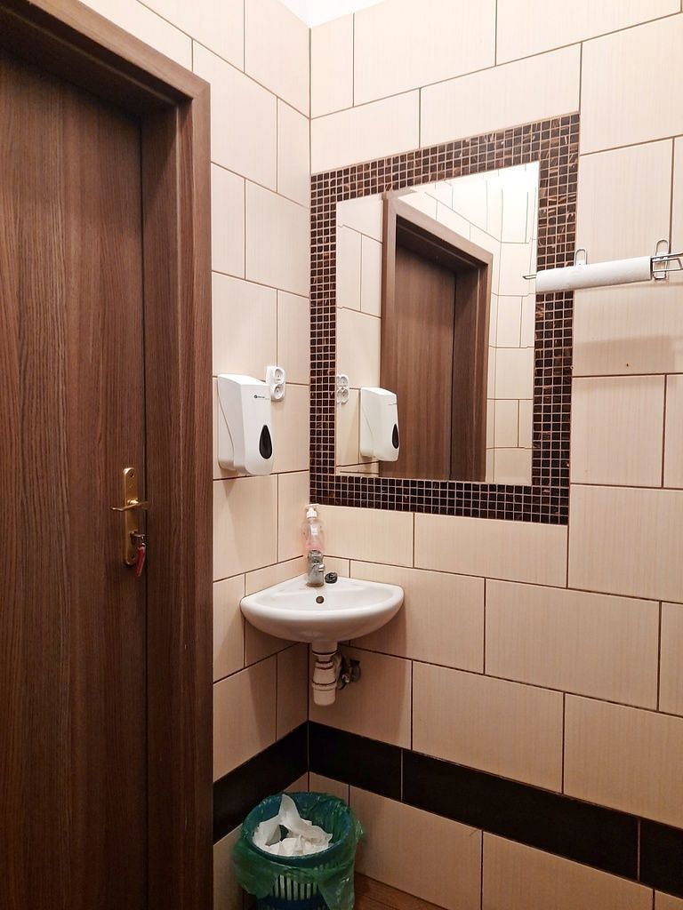 Lokal użytkowy  pokojowe na Wynajem