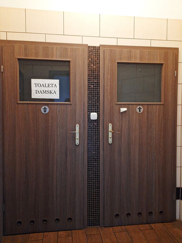 Lokal użytkowy  pokojowe na Wynajem