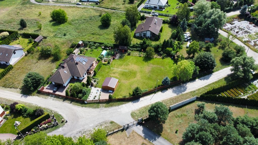 Działka  pokojowe na Sprzedaż