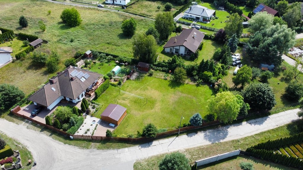 Działka  pokojowe na Sprzedaż