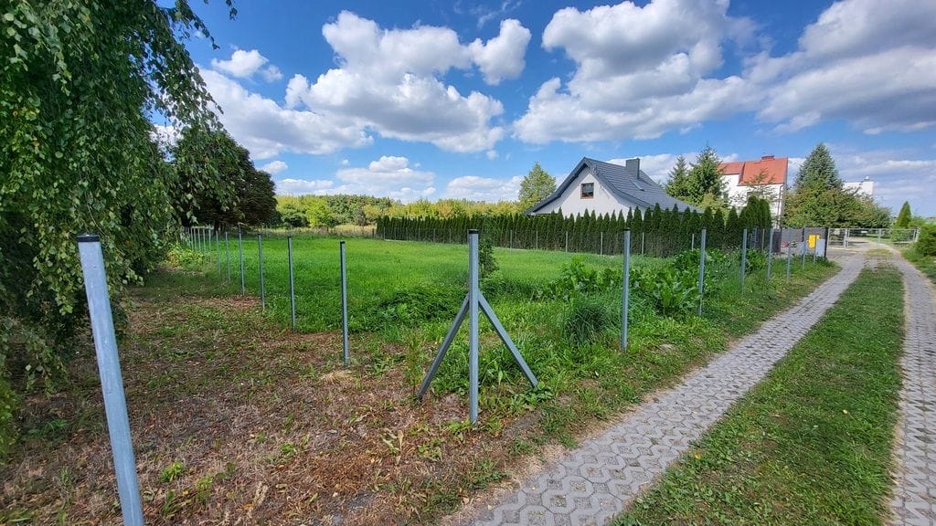 Działka  pokojowe na Sprzedaż