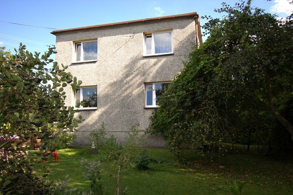 Dom 5 pokojowe na Sprzedaż