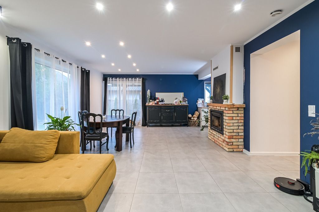 Dom 6 pokojowe na Sprzedaż