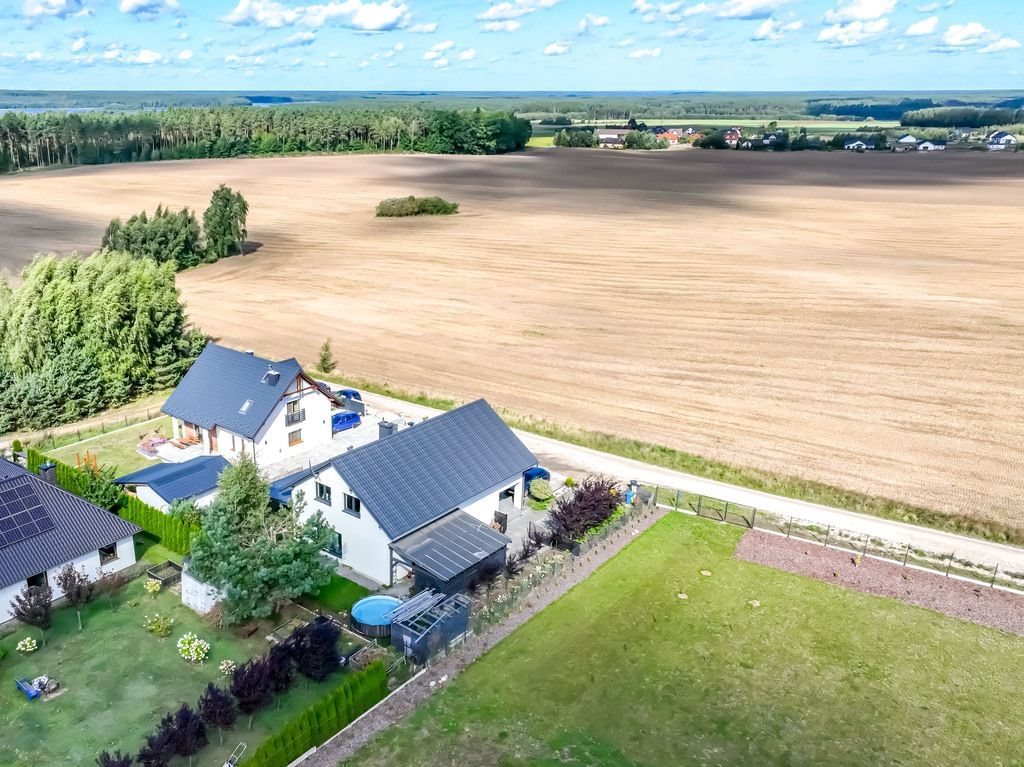 Dom 6 pokojowe na Sprzedaż