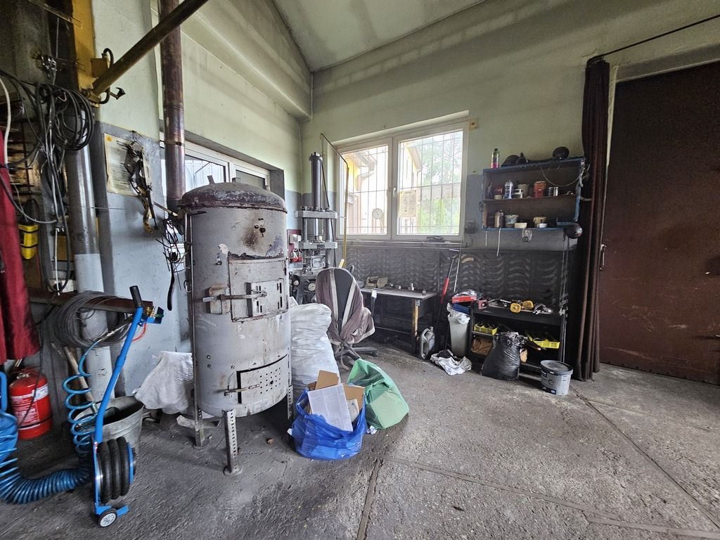 Lokal użytkowy  pokojowe na Sprzedaż