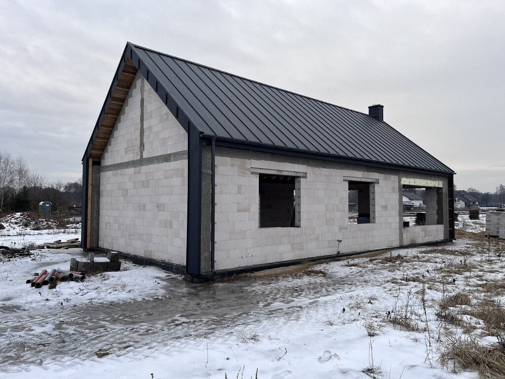 Dom 4 pokojowe na Sprzedaż