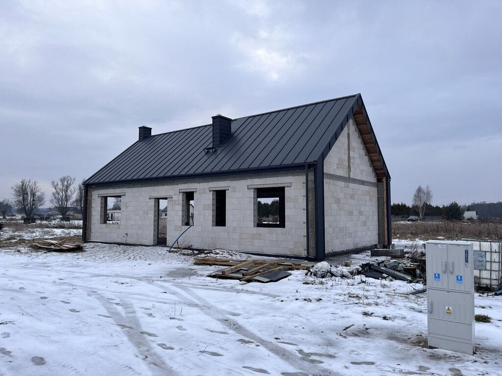 Dom 4 pokojowe na Sprzedaż