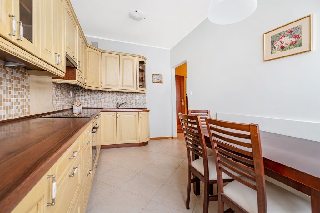 Mieszkanie 3 pokojowe na Sprzedaż