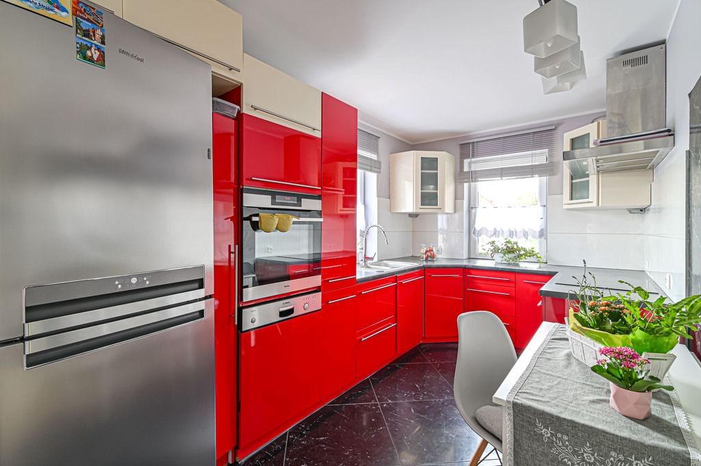 Dom 6 pokojowe na Sprzedaż