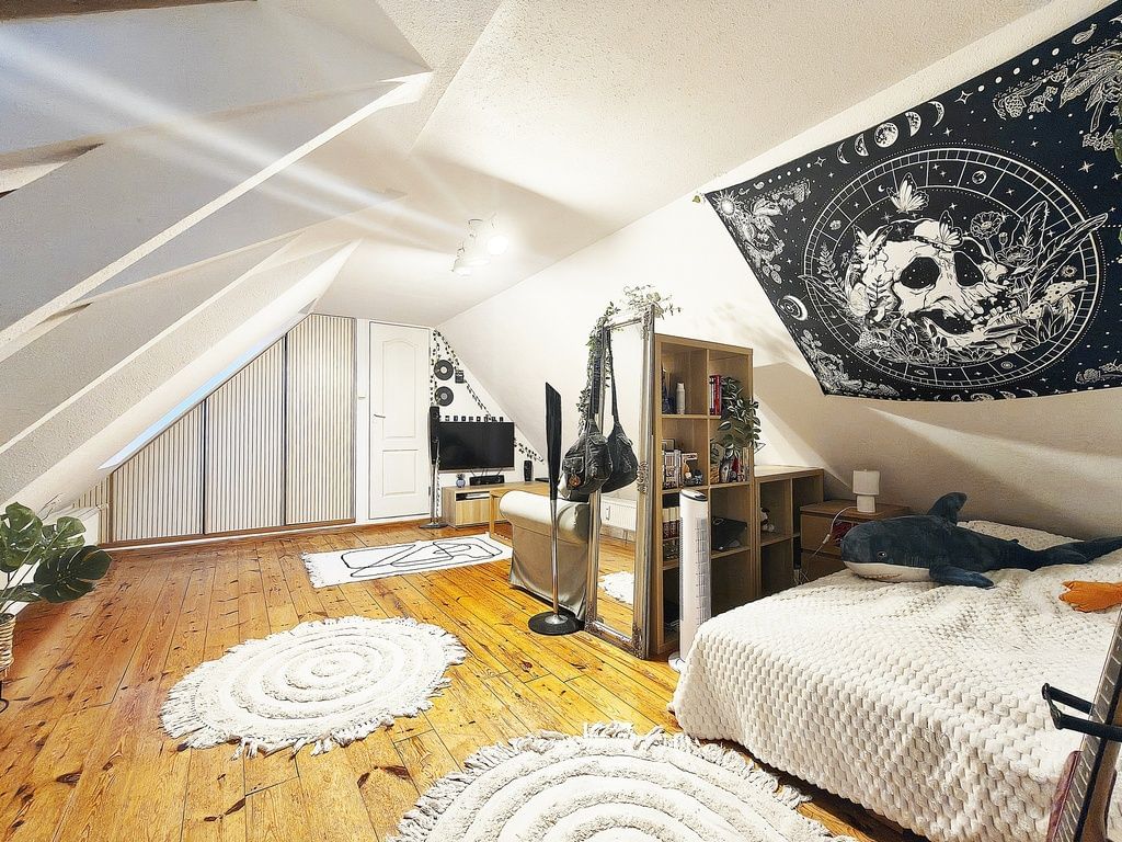 Mieszkanie 3 pokojowe na Sprzedaż