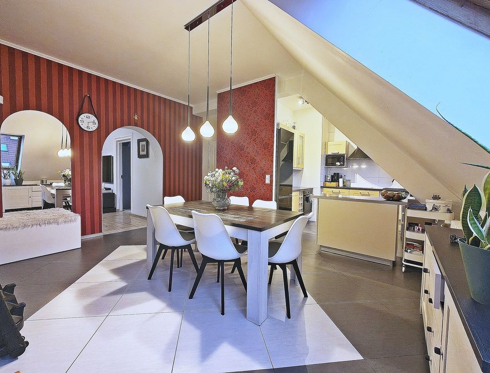 Mieszkanie 3 pokojowe na Sprzedaż