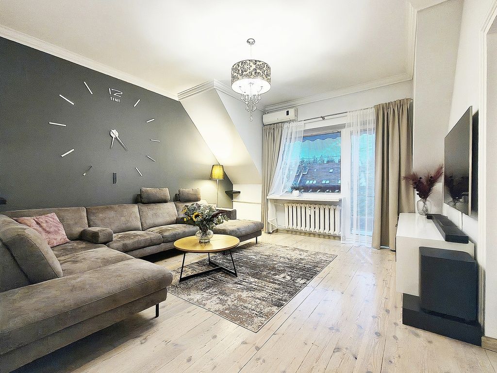 Mieszkanie 3 pokojowe na Sprzedaż