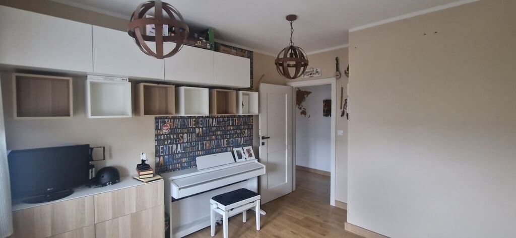 Mieszkanie 3 pokojowe na Sprzedaż