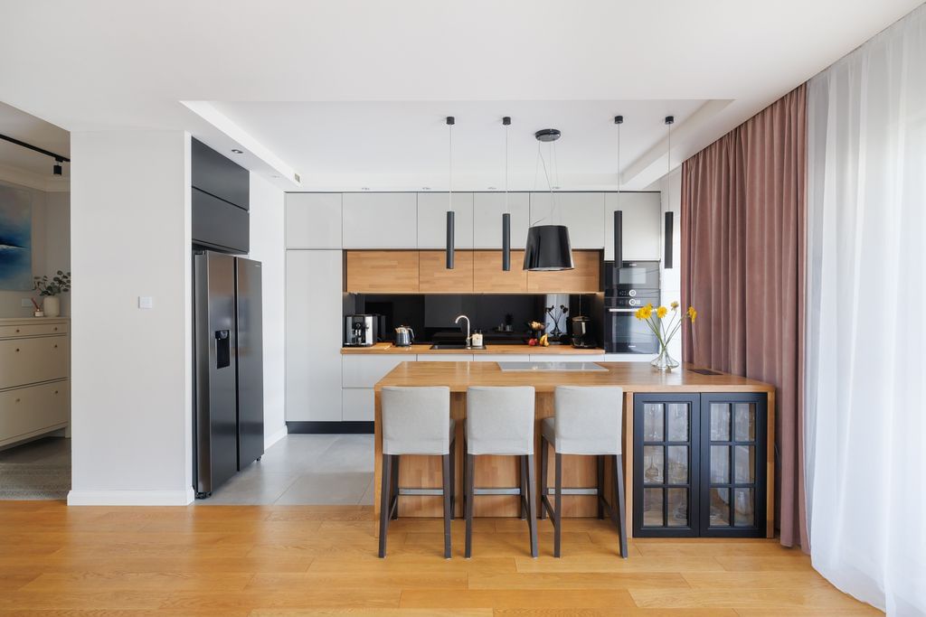 Mieszkanie 4 pokojowe na Sprzedaż