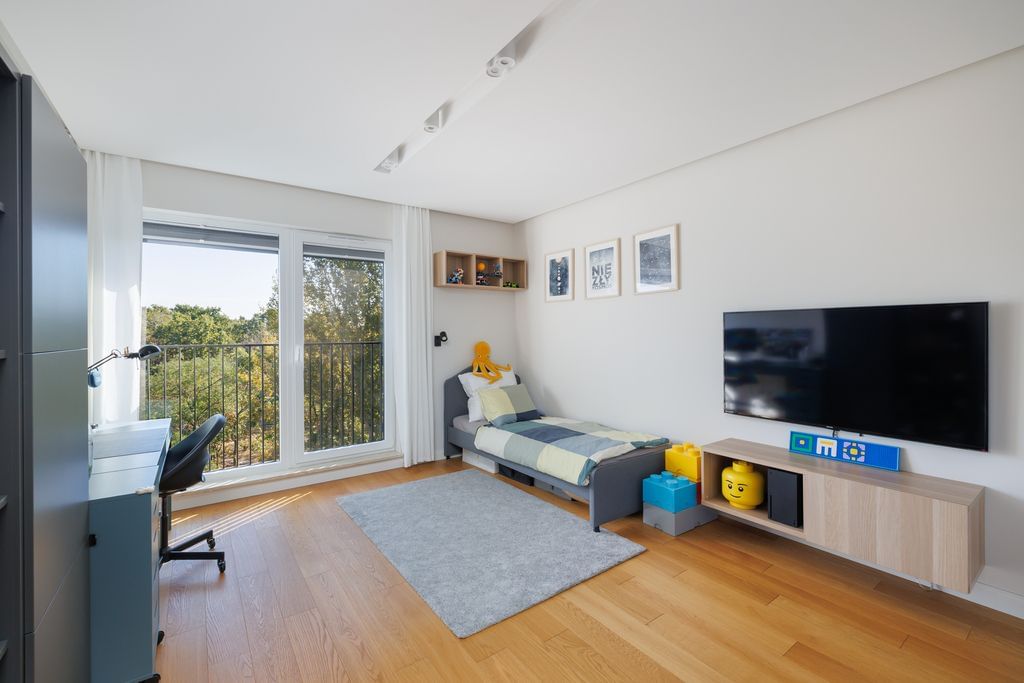 Mieszkanie 4 pokojowe na Sprzedaż