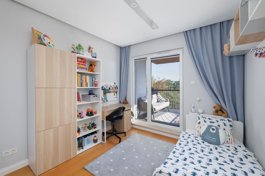 Mieszkanie 4 pokojowe na Sprzedaż