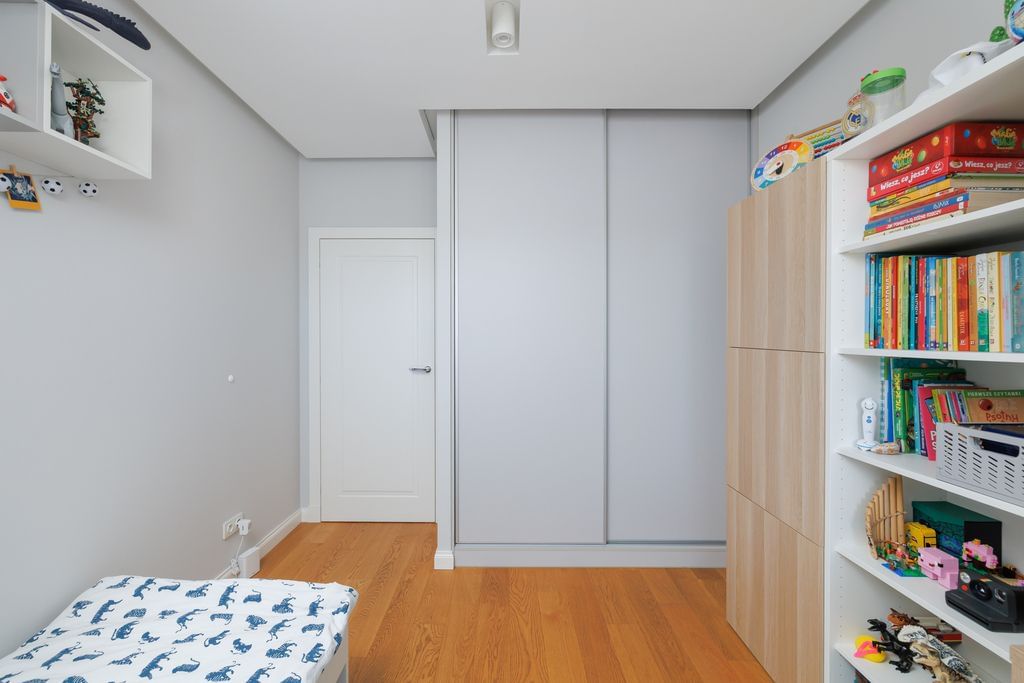 Mieszkanie 4 pokojowe na Sprzedaż